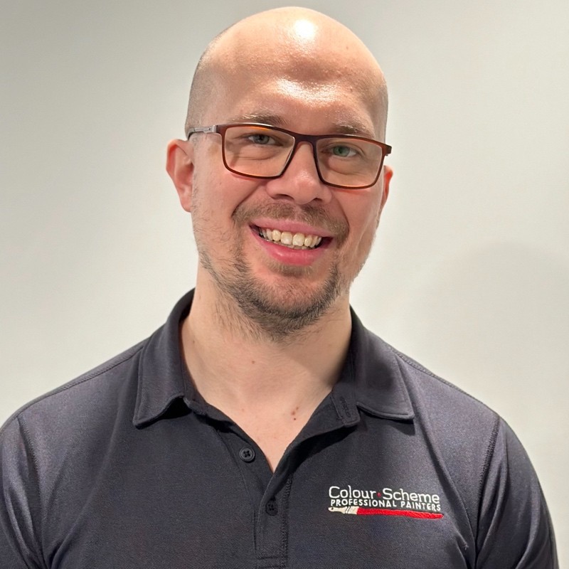 Damien Brodal, Owner